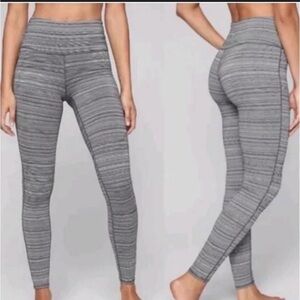 Athleta High Rise Jacquard Chaturanga leggings size S